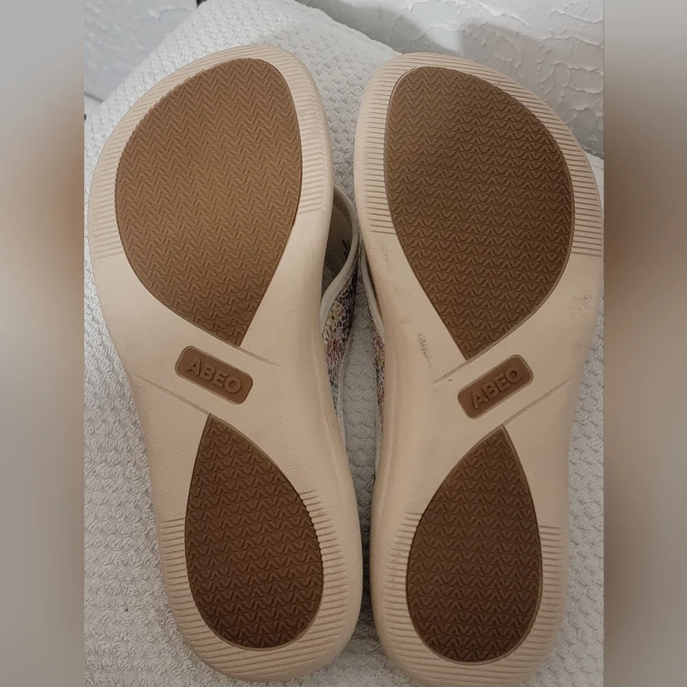 ABEO (Maddie) Laguna Metatarsal Sandals Women's Size 8.5/9